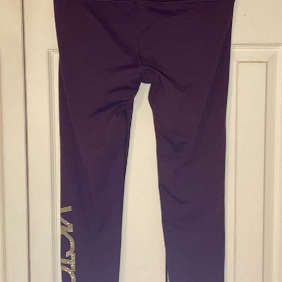 Victoria Sport Limited Edition Knockout Leggings M - Picture 9 of 16